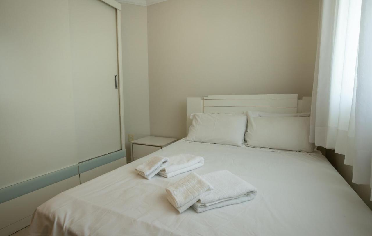 Amplo Apartamento De 3 Quartos No Centro De Balneario Camboriu N1859 Apartment Exterior photo
